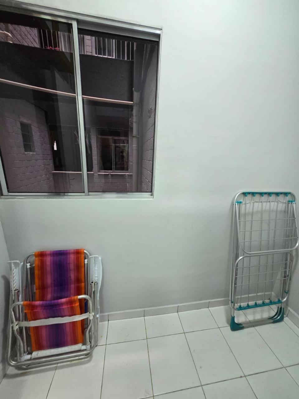 6 Pessoas, Enseada-guaruja Proximo Da *